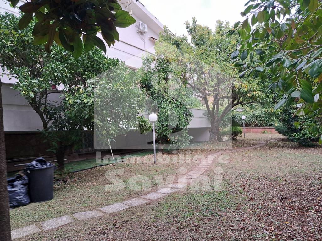 Villa a Genzano di roma in Via dei Castani, 1 - Foto 3