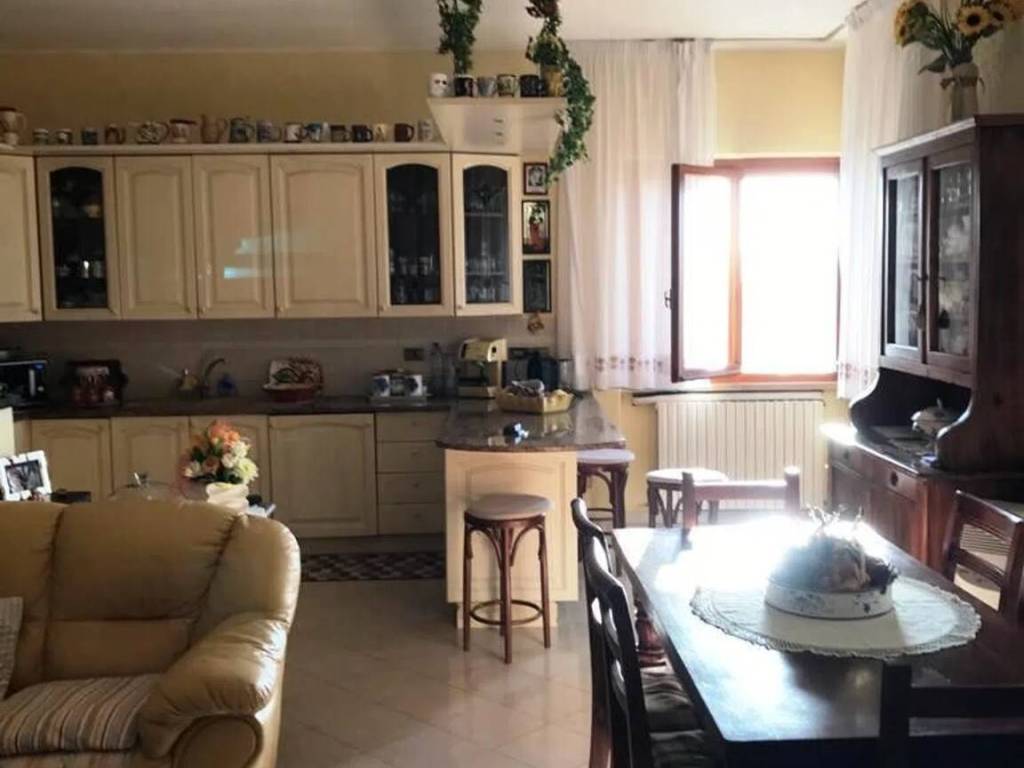 Villa a Roccastrada in Via Nuova - Foto 4