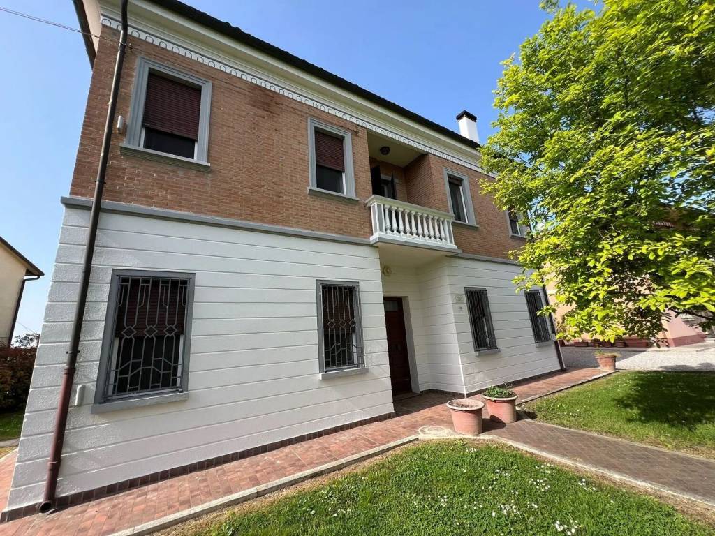 Villa a Ferrara in Via Masi, 378 - Foto 4