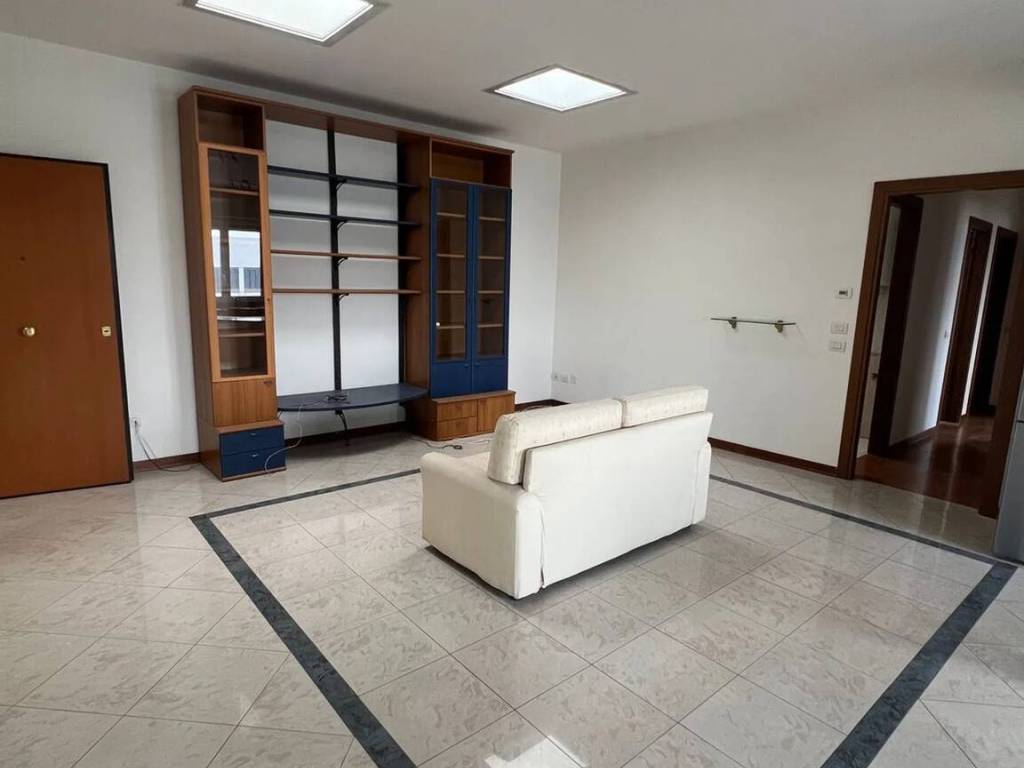 Appartamento a Ferrara in Via Maria Majocchi Plattis, 5 - Foto 2