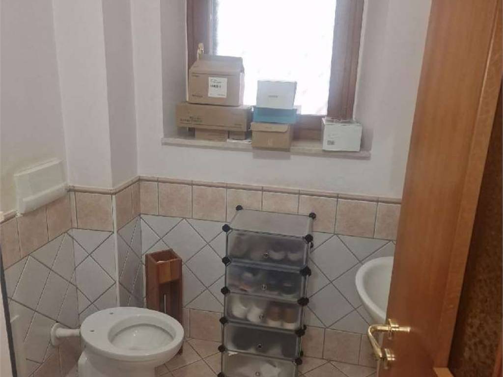 Appartamento a Benevento in Viale S. Lorenzo - Foto 4