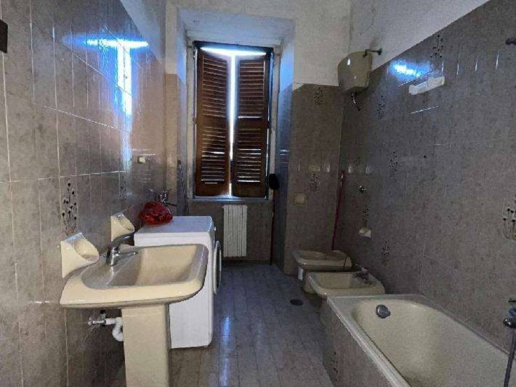 Appartamento a Benevento in Via Trieste e Trento - Foto 5