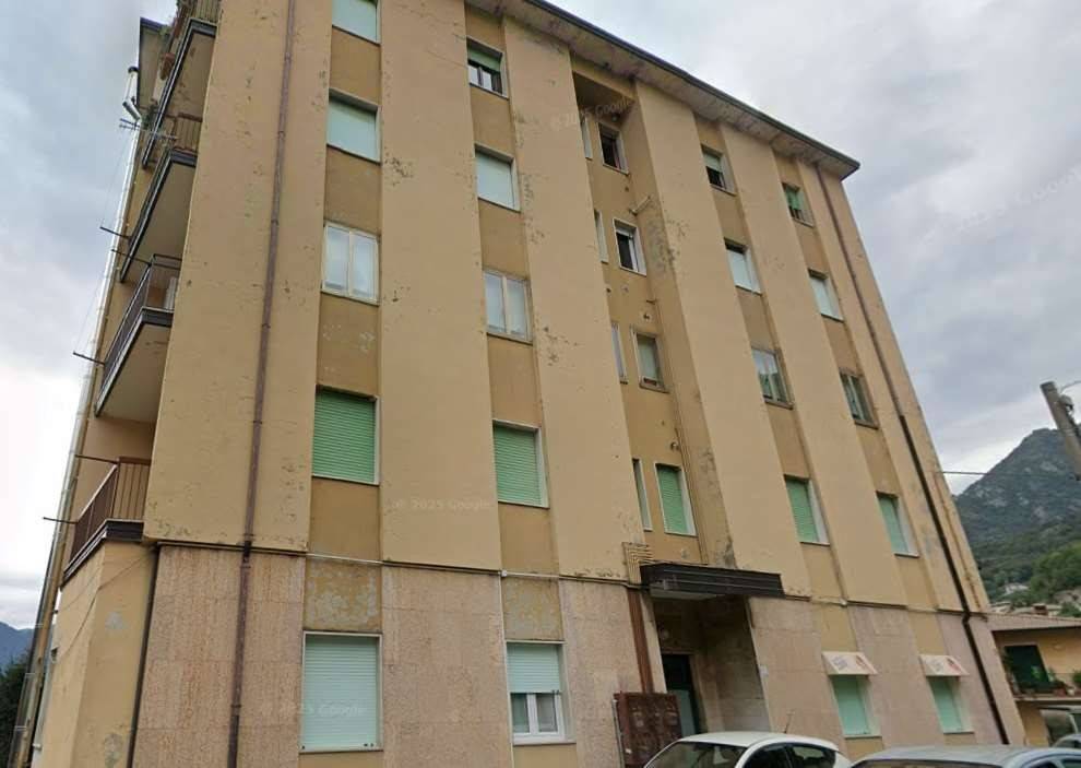 Appartamento a Lumezzane in Via Enaudi - Foto 4