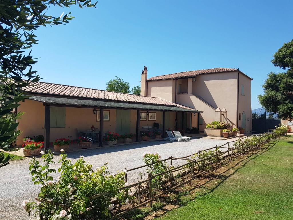 Villa a Orbetello in Via Aurelia - Foto 2
