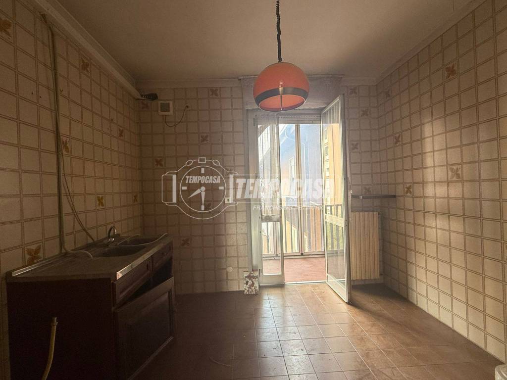 Appartamento a Asti in Via Giuseppe Gamba 2 - Foto 5