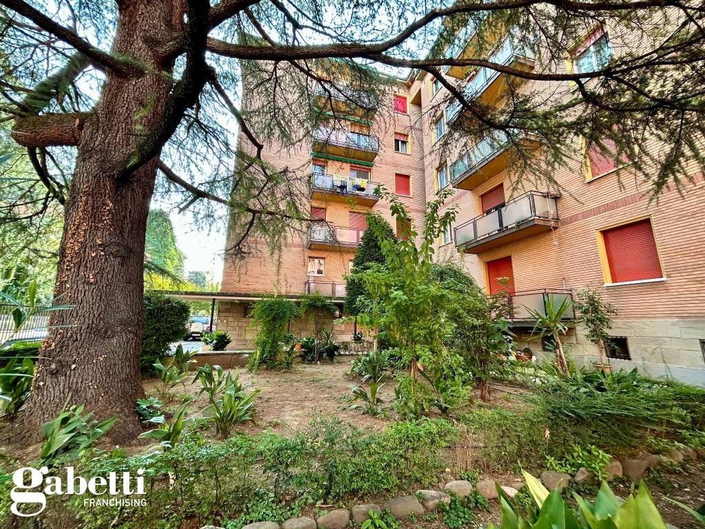 Appartamento a Bologna in Via Gustavo Modena - Foto 2