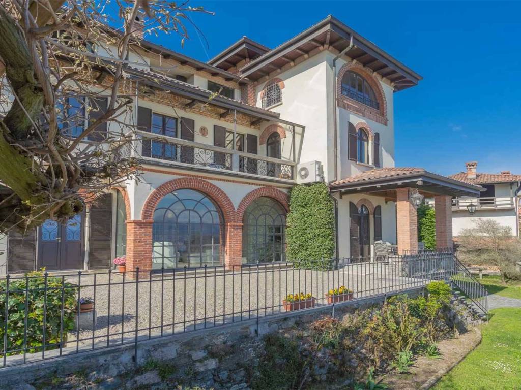Villa a Stresa in Via per Brisino, 14 - Foto 2