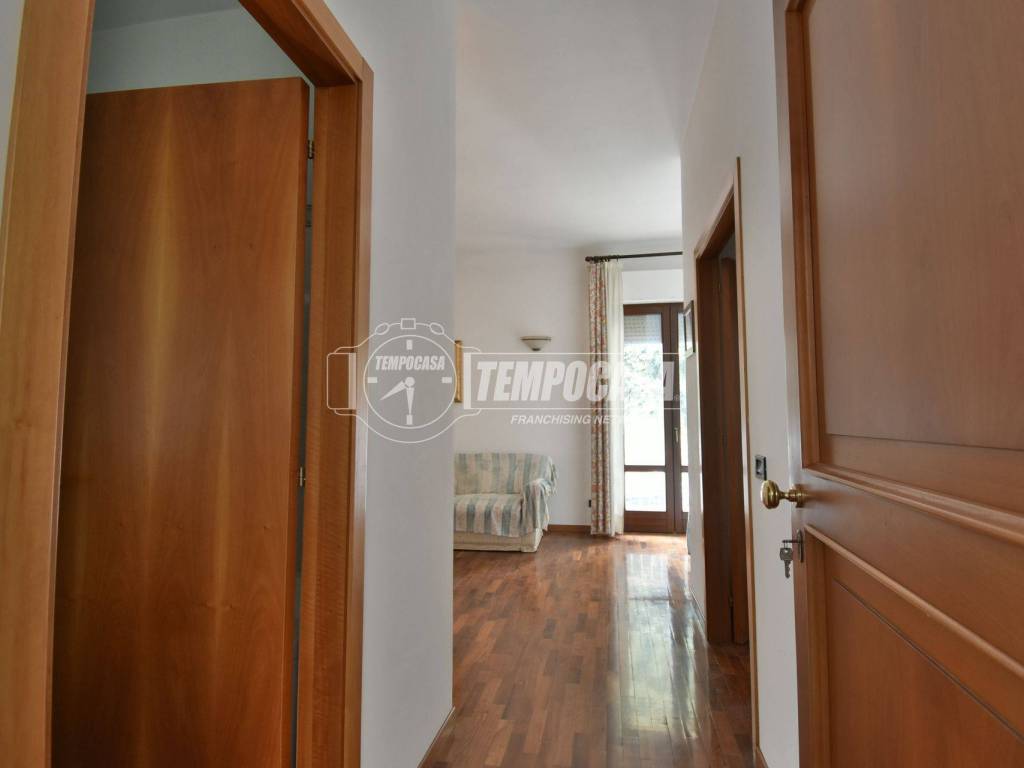 Casa indipendente a Tolentino in Viale Bruno Buozzi 35 - Foto 4