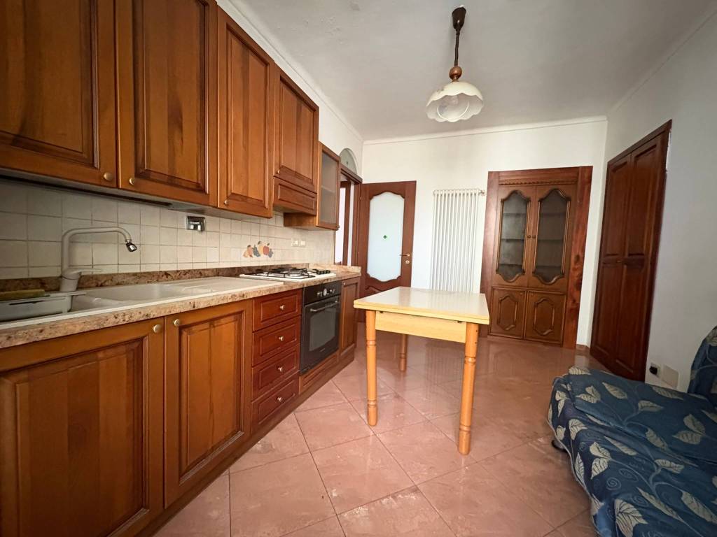 Appartamento a Pinerolo in Via Montegrappa, 61 - Foto 2