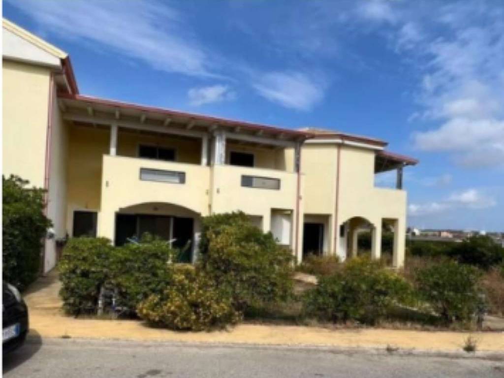 Appartamento a Isola di capo rizzuto in Località Le Castella snc - Foto 2