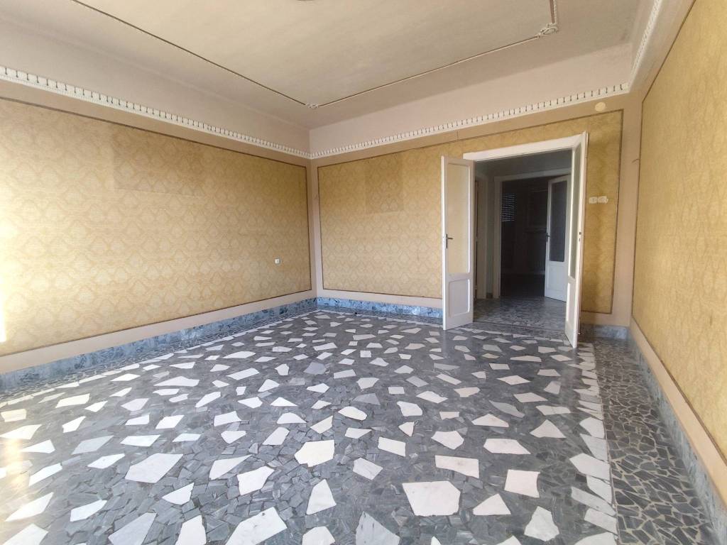 Appartamento a Acquaviva delle fonti in Via Nicola Scalera, 27 - Foto 2