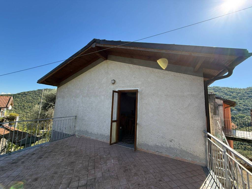 Villa a Testico in Frazione Ginestro - Foto 2