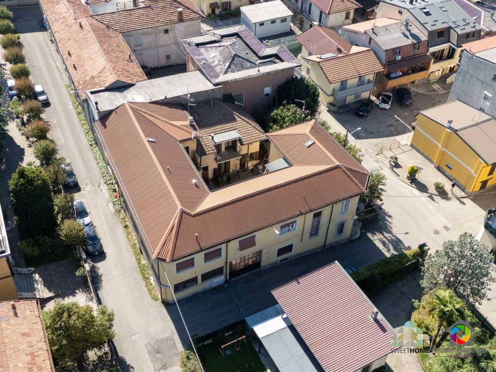 Palazzo / stabile a Cabiate in Via Francesco Petrarca - Foto 5