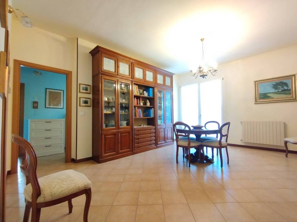 Appartamento a Quarrata in Via Corrado da Montemagno - Foto 5