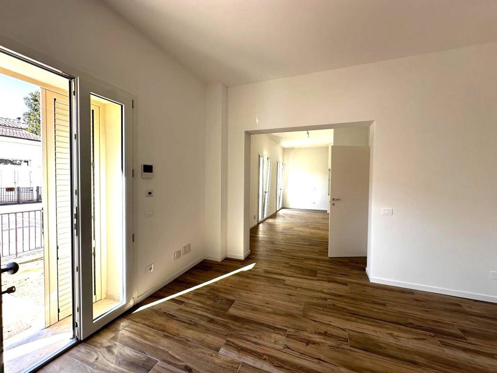 Casa indipendente a Campi bisenzio in Via Nino Bixio - Foto 2