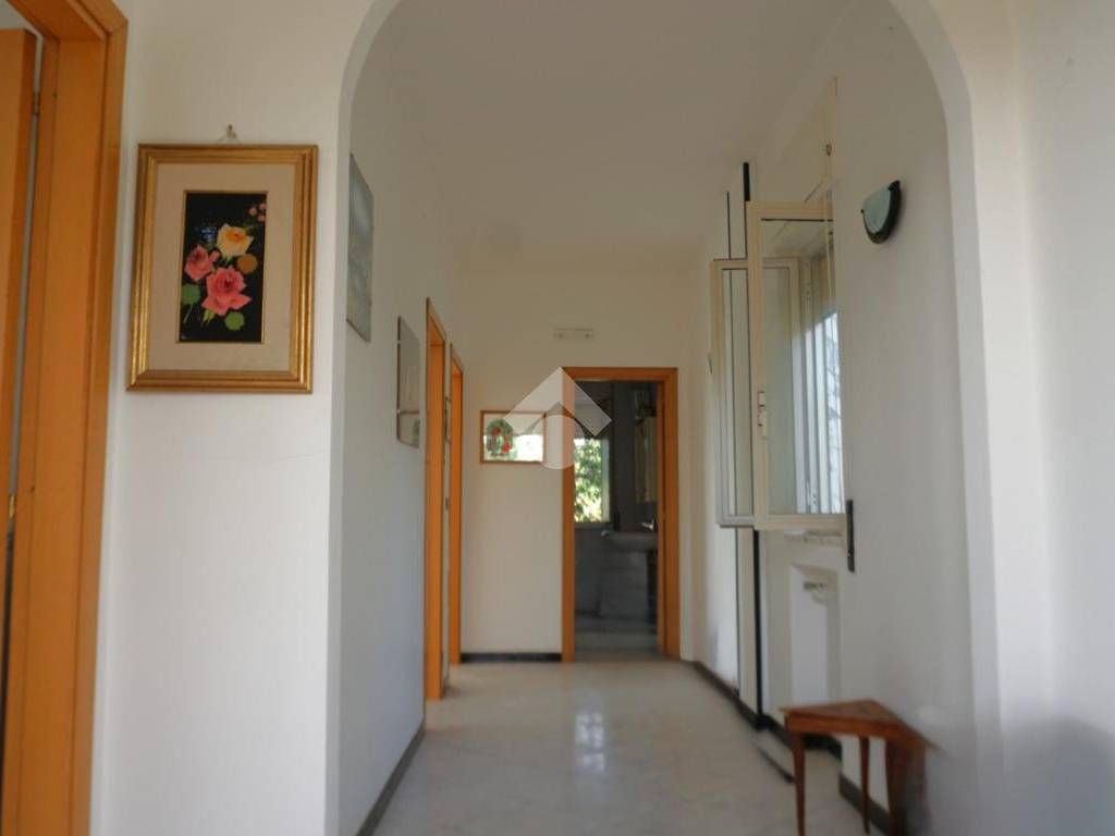 Casa indipendente a Montecorvino pugliano in Via Massimo D'Antona - Foto 2