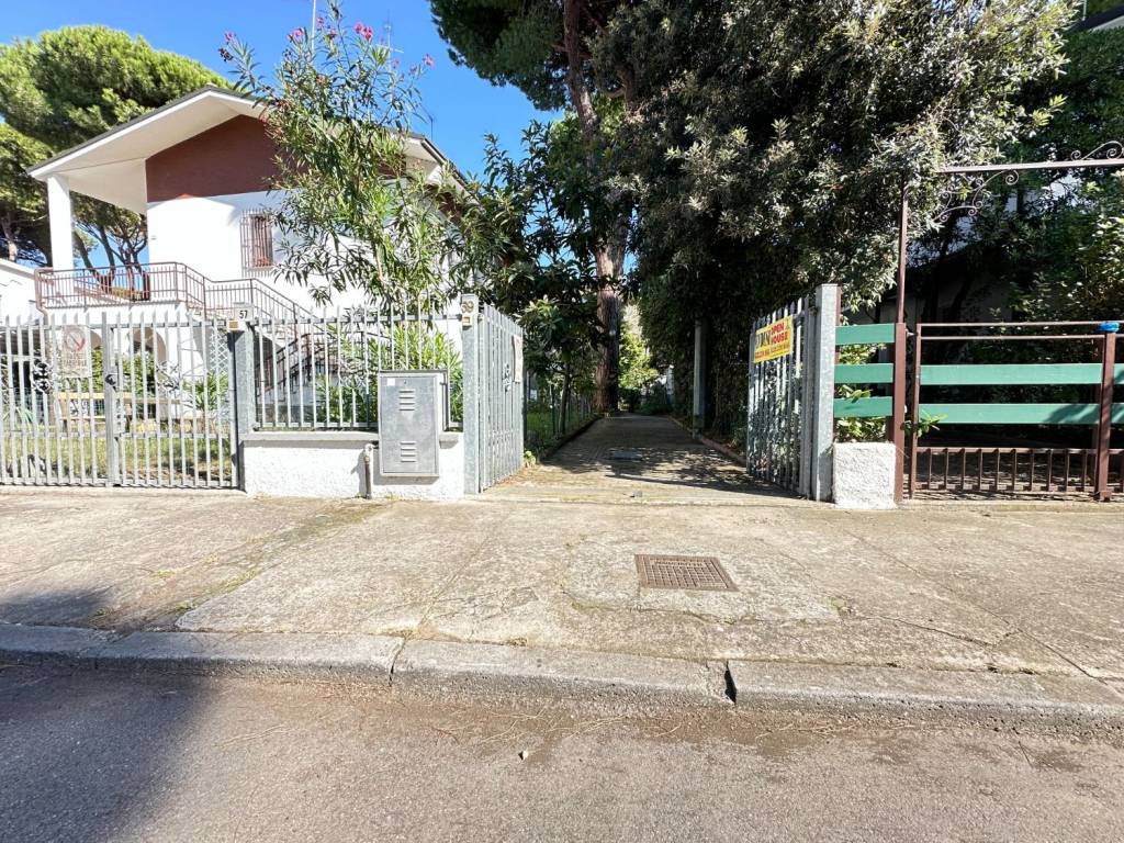 Villa a Comacchio in Via Giovanni Cimabue, 59 - Foto 3