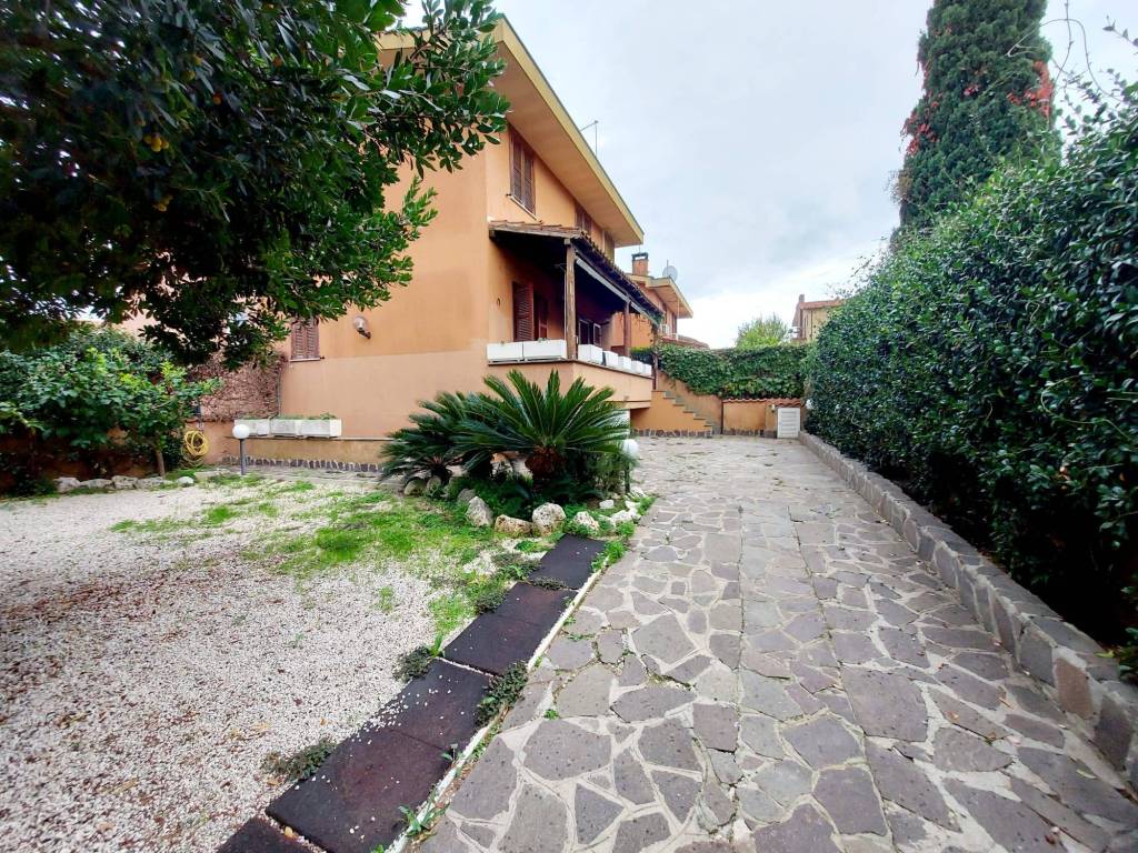 Villa a Cerveteri in Viale Umberto Giordano - Foto 3
