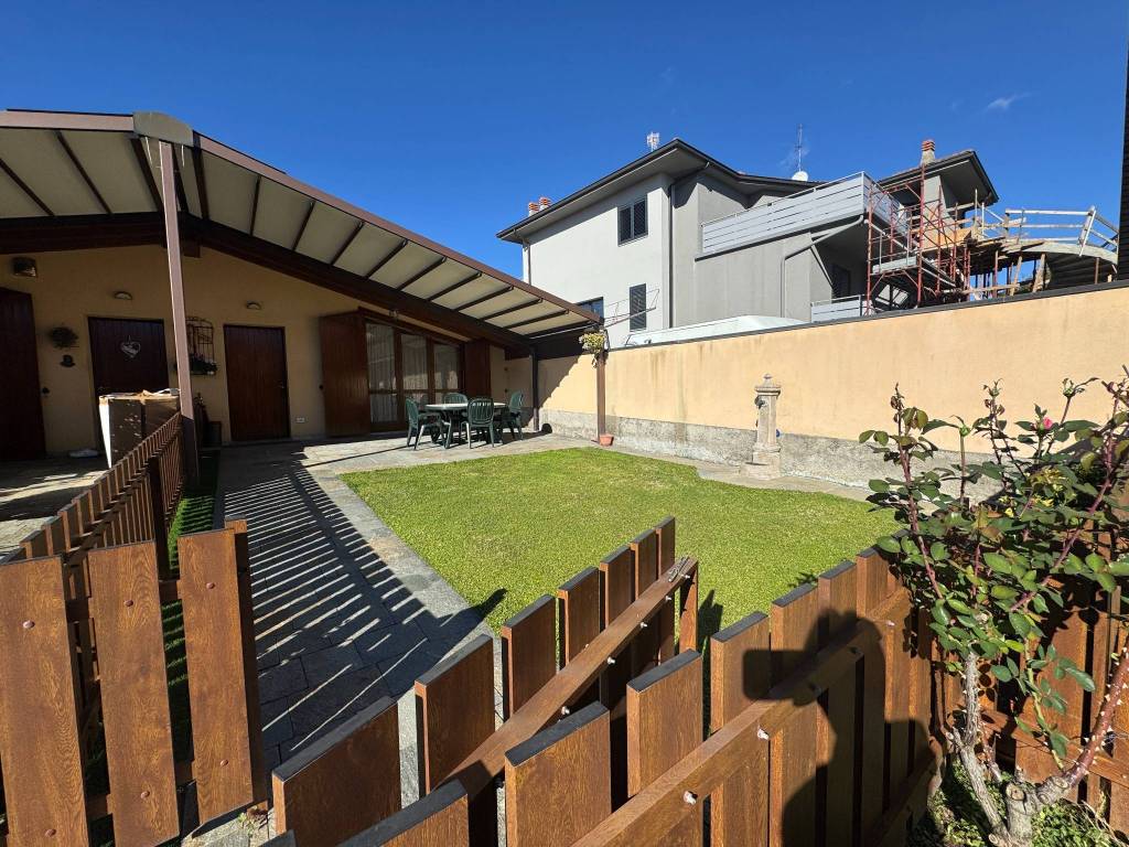 Villa a Dalmine in Via Alessandro Manzoni, 55 - Foto 2