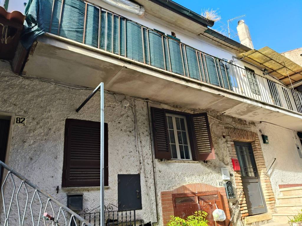 Appartamento a Palombara sabina in Via Troilo Savelli - Foto 4