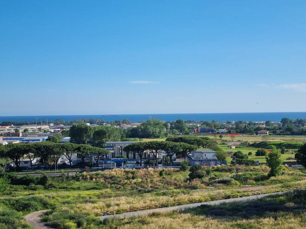Appartamento a Salerno in Via Monticelli - Foto 3