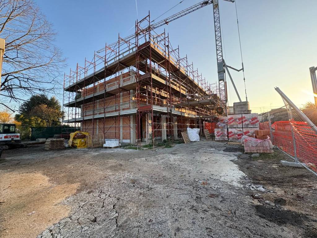 Villa a Castel san pietro terme in Via Emilia Ponente, 5130 - Foto 3