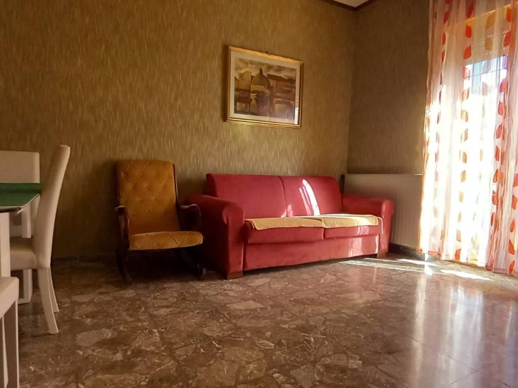 Appartamento a Capodimonte in Via Roma - Foto 5