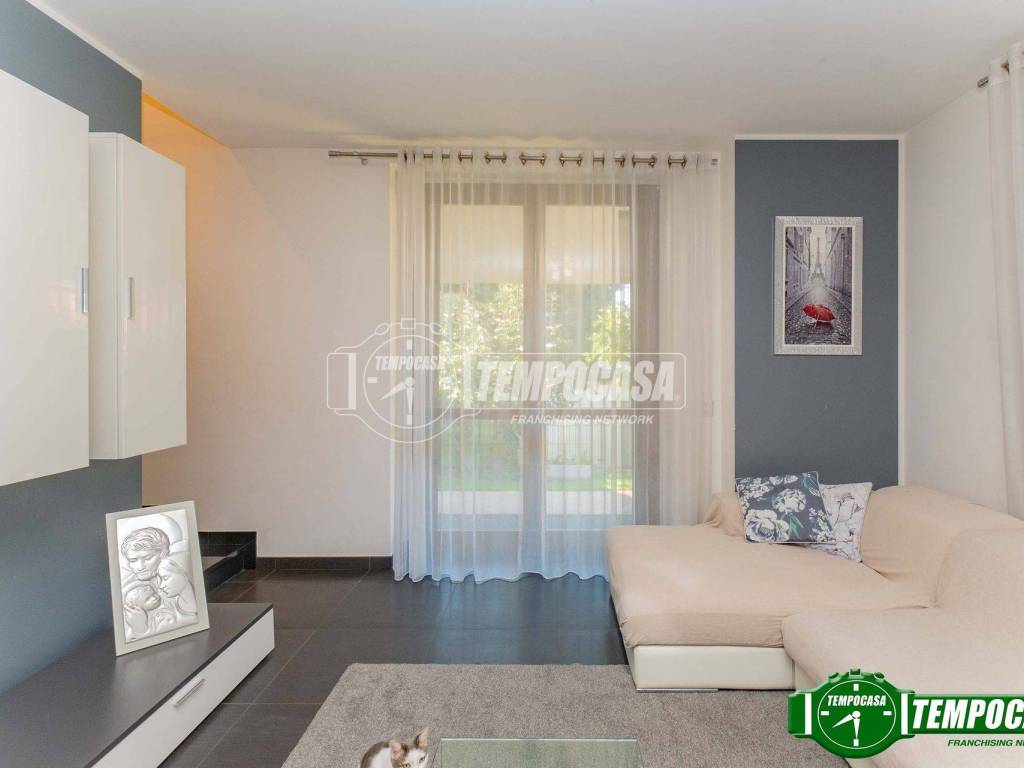 Villa a Bareggio in Via Brughiera 73 - Foto 5