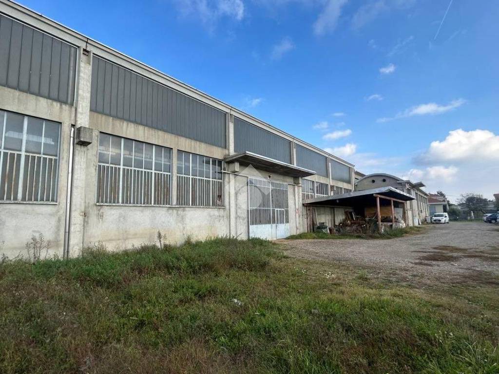 Immobile a Samarate in Via Aspesi Gaetano, 147 - Foto 4