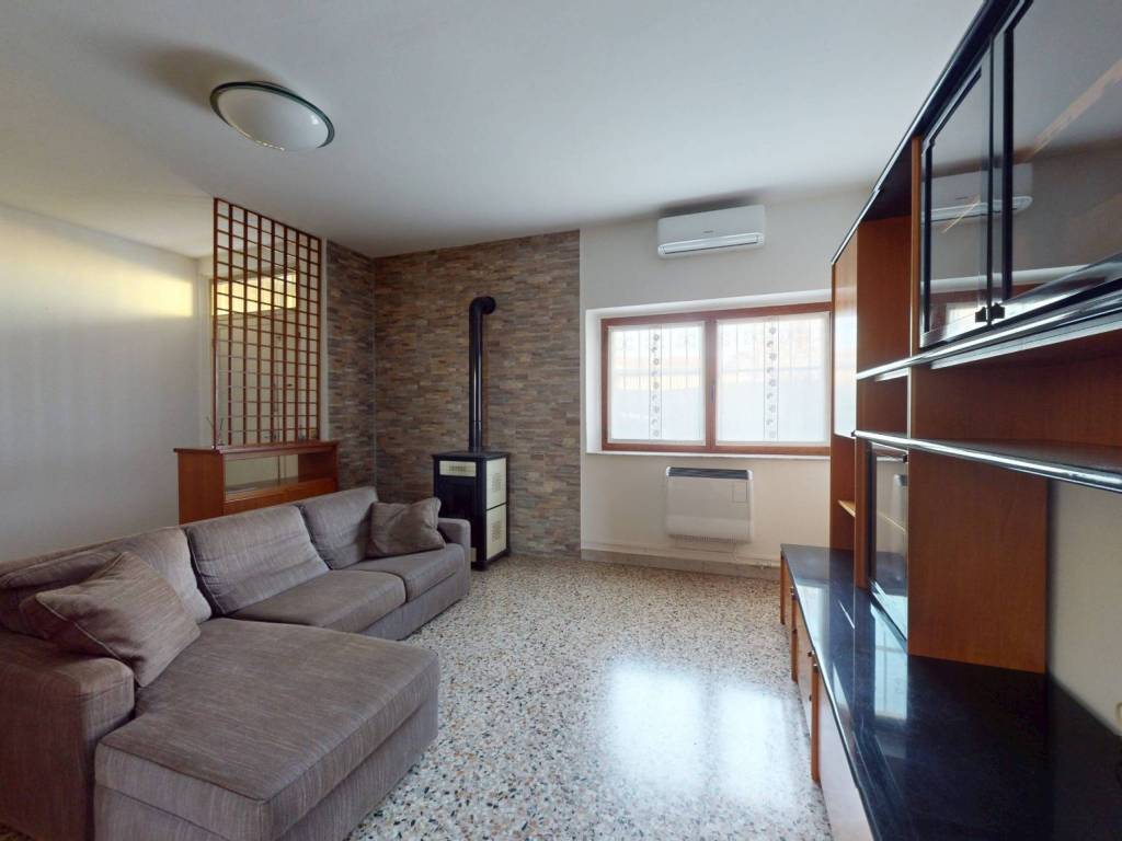 Casa indipendente a Cervignano del friuli in Via Enrico Toti, 14 - Foto 5