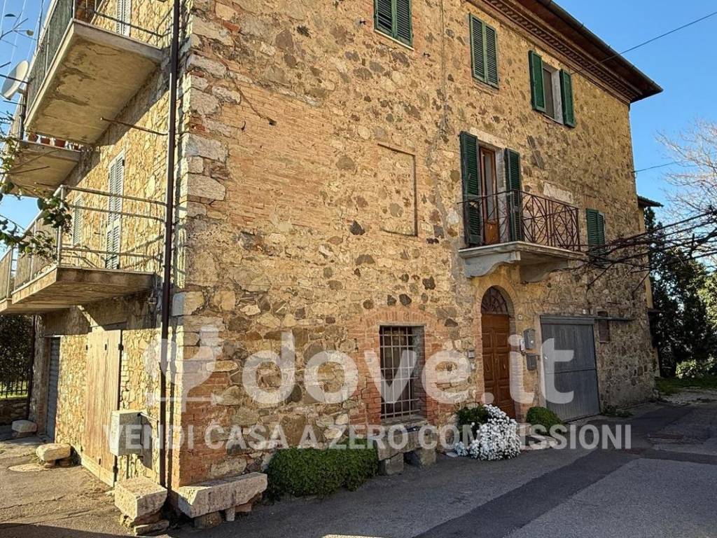 Appartamento a Cetona in Via del Tamburino, 26 - Foto 2