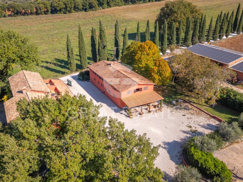 Rustico / casale a Spoleto in Via dei Platani - Foto 2