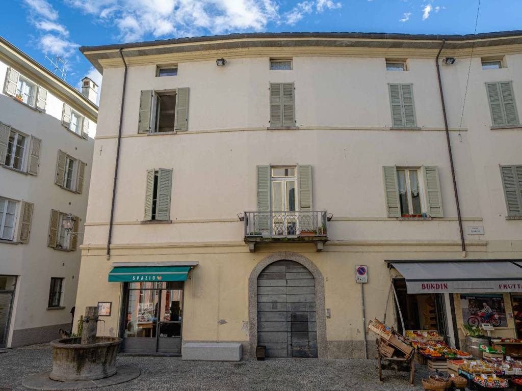 Appartamento a Sondrio in Piazza Quadrivio - Foto 2