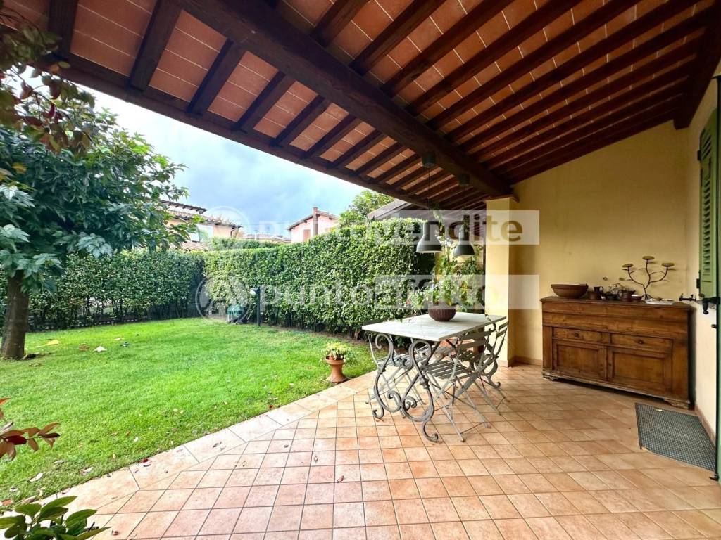 Villetta a schiera a Lucca in Via della Maulina - Foto 3