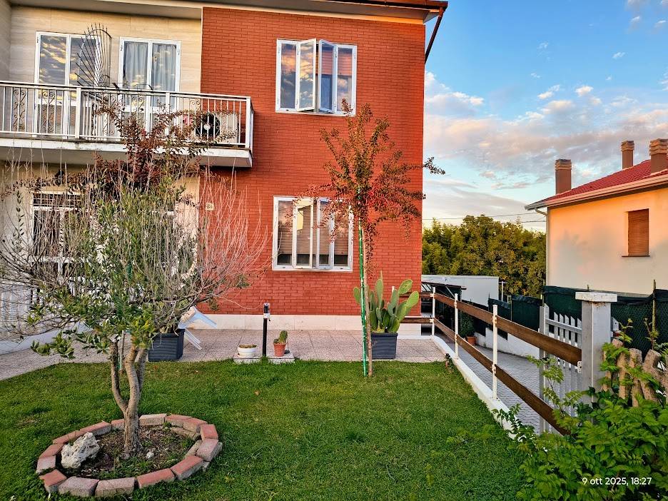 Casa indipendente a Ferrara in Via Bassa, 5 - Foto 4