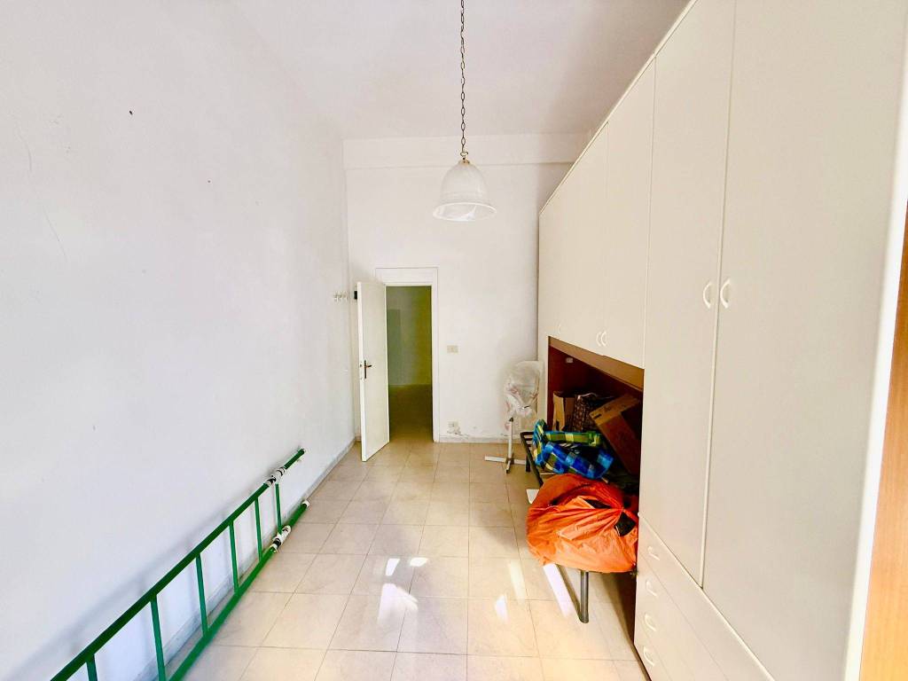 Appartamento a Finale ligure in Via Madonna, 40 - Foto 4