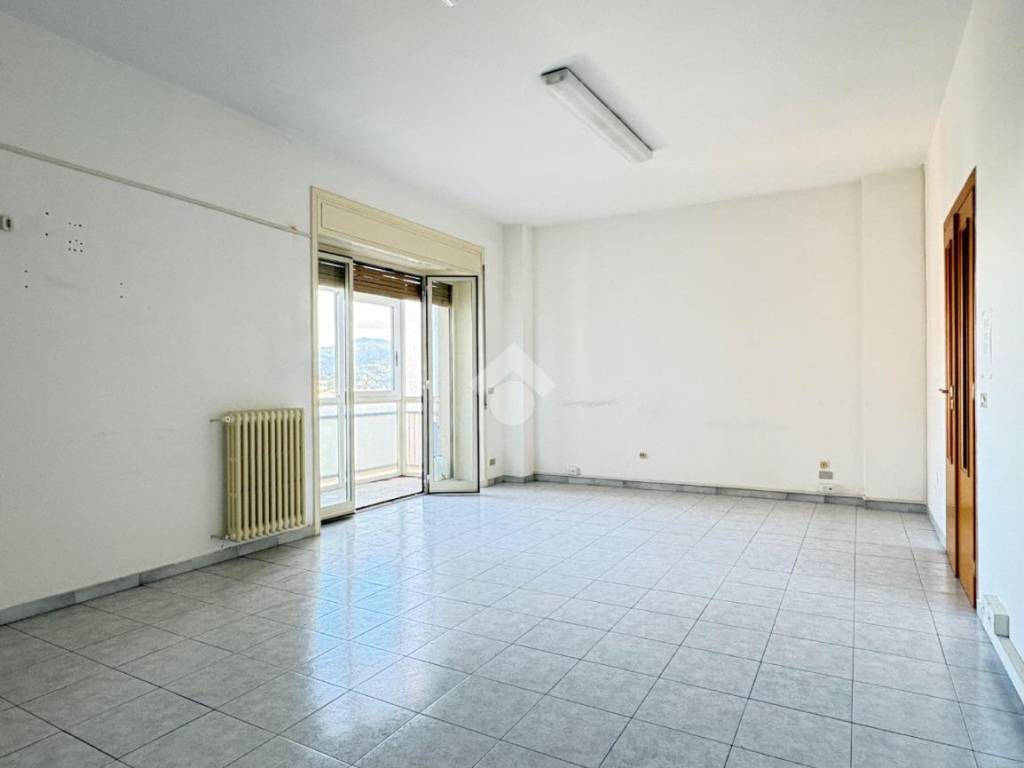 Appartamento a Cosenza in Piazza Fausto e Luigi Gullo, 43 - Foto 3