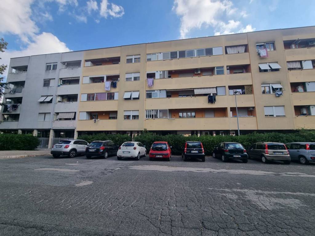 Appartamento a Aprilia in VIA FRANCIA, 3 - Foto 2