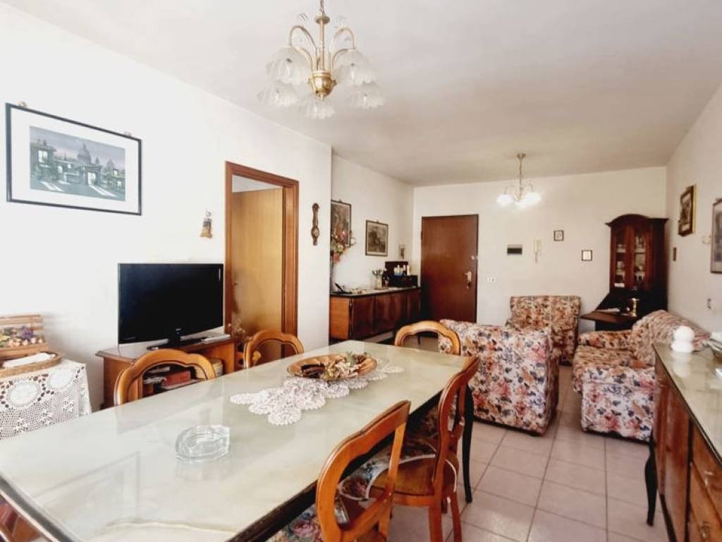 Appartamento a Aprilia in VIA FRANCIA, 3 - Foto 5