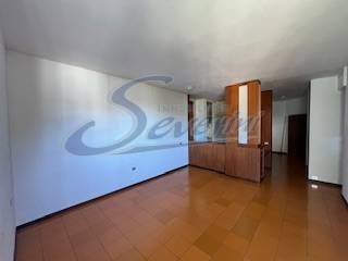 Appartamento a Como in Via Rezzonico - Foto 2