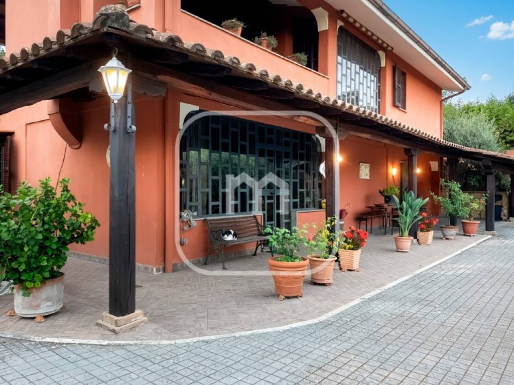 Villa a Palestrina in Via Colle del Vescovo - Foto 3