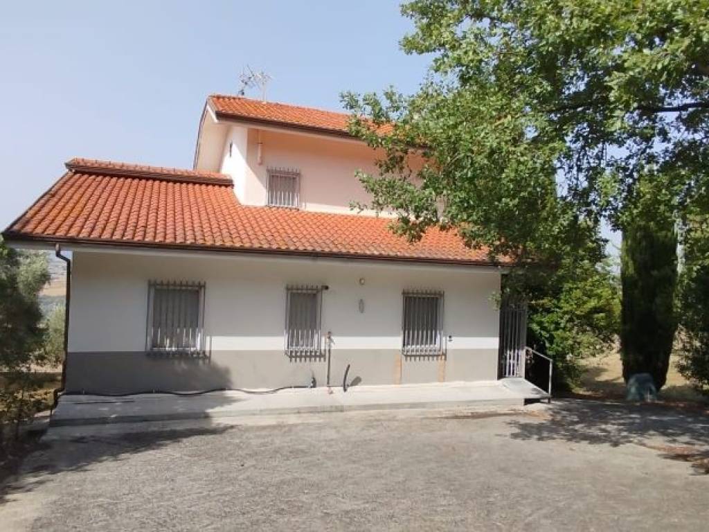 Villa a Benevento in Contrada Cancelleria - Foto 4