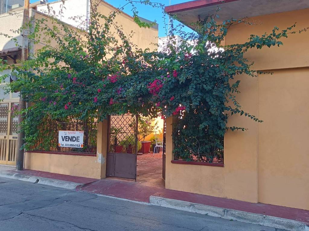 Villa a Galatone in Via Pagliarulo, 55 - Foto 2