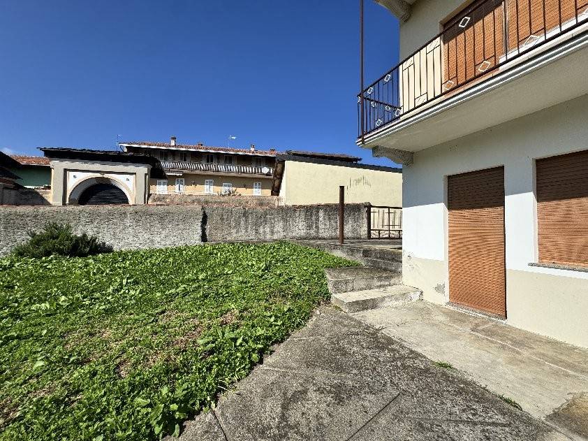 Palazzo / stabile a Gozzano in Via della Costa, 7 - Foto 2