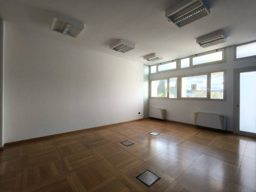 Immobile a Jesi in Via Giacomo Brodolini - Foto 3