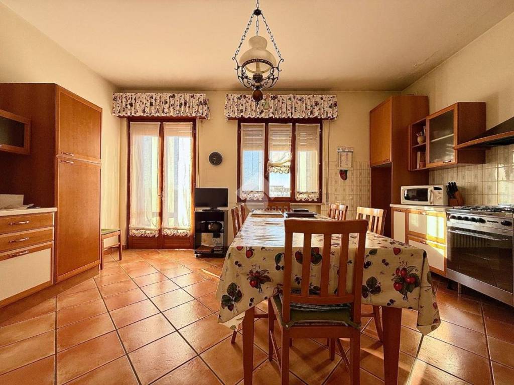 Appartamento a Vigasio in Via IV Novembre, 16 - Foto 3