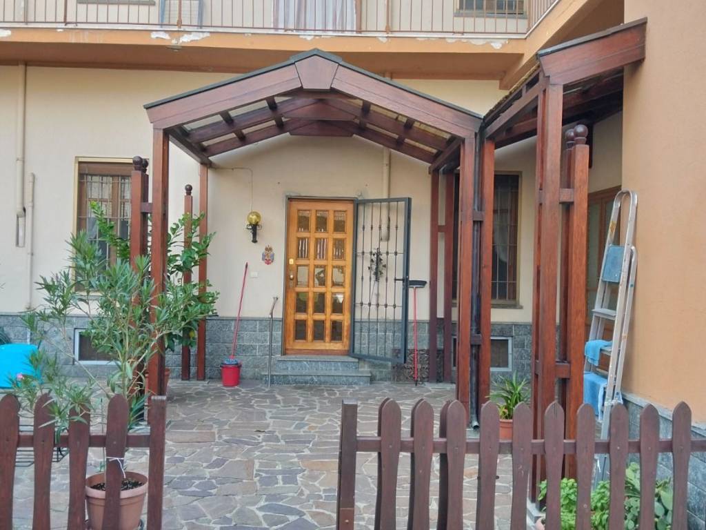Villa a Vercelli in Corso Giovanni Randaccio, 29 - Foto 2