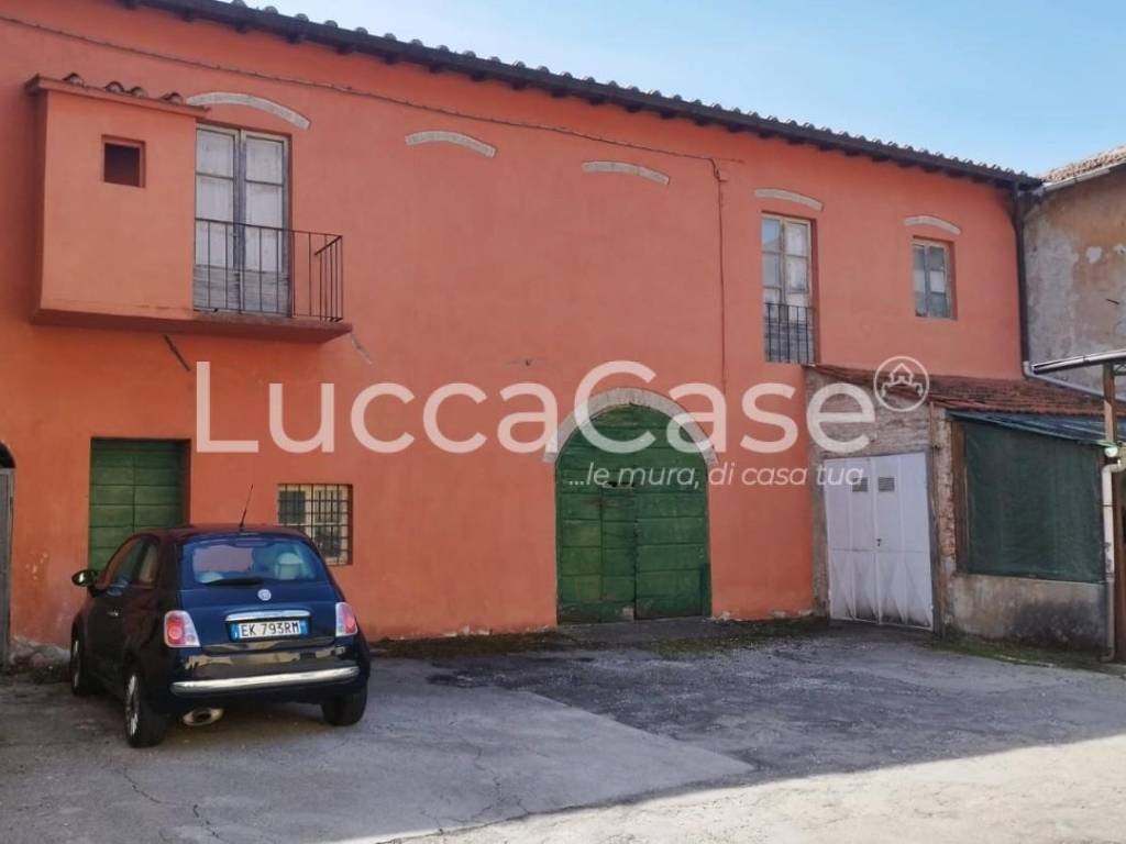 Loft / open space a Lucca in Via Nazionale, - Foto 2