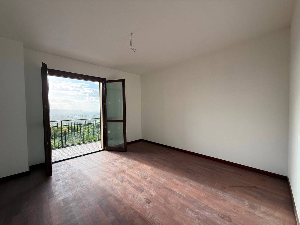 Appartamento a Assisi in Via Colle del Benzi - Foto 3