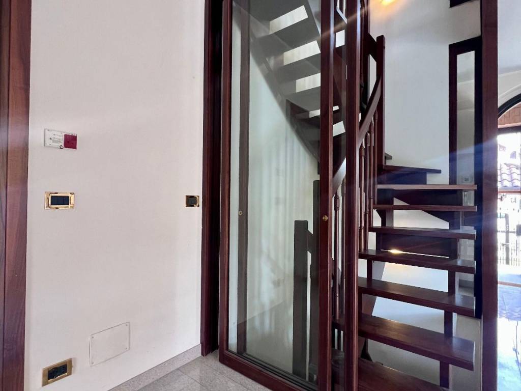 Villa a Pianezza in Viale Aldo Moro, 5 - Foto 5